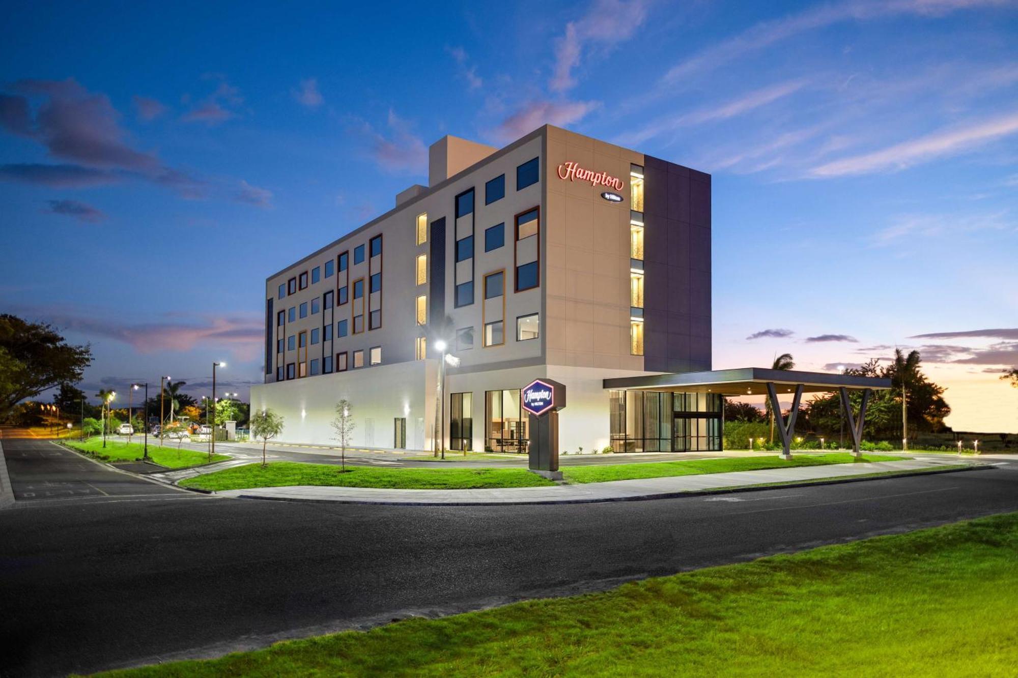 Hotel Hampton By Hilton Guanacaste Airport Liberia Exterior foto
